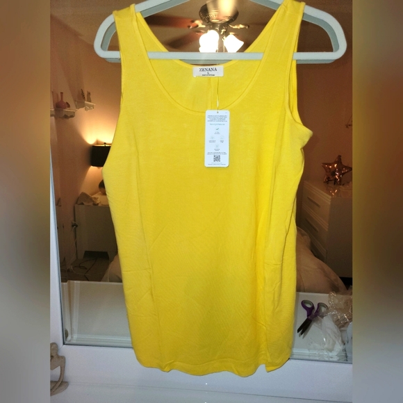 Zenana Outfitters Tops - Zenana tank top - HP 🥳 NWT Never Stresses